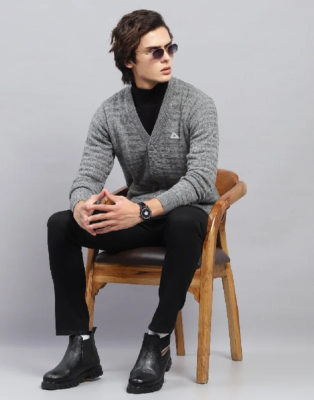 Men Grey Self Design V Neck Full Sleeve Cardigan