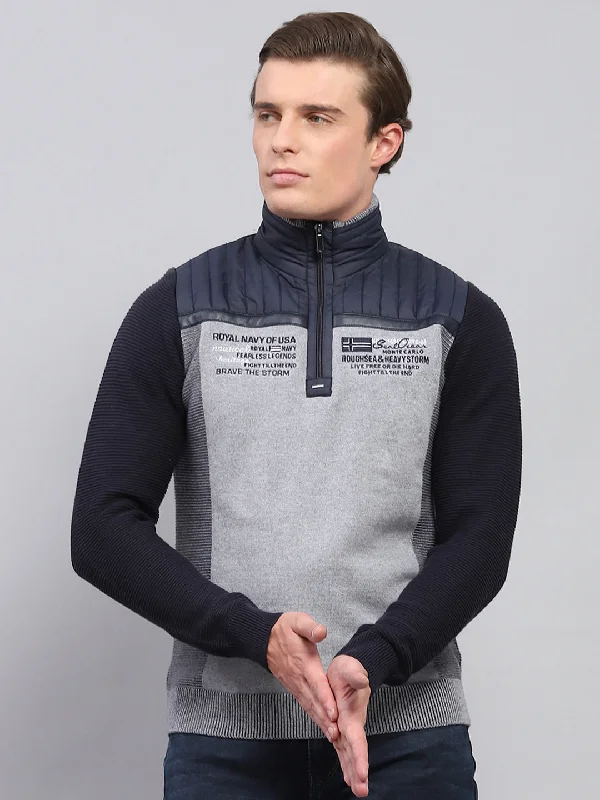 Men Navy Blue Printed Mock Neck Full Sleeve Pullover