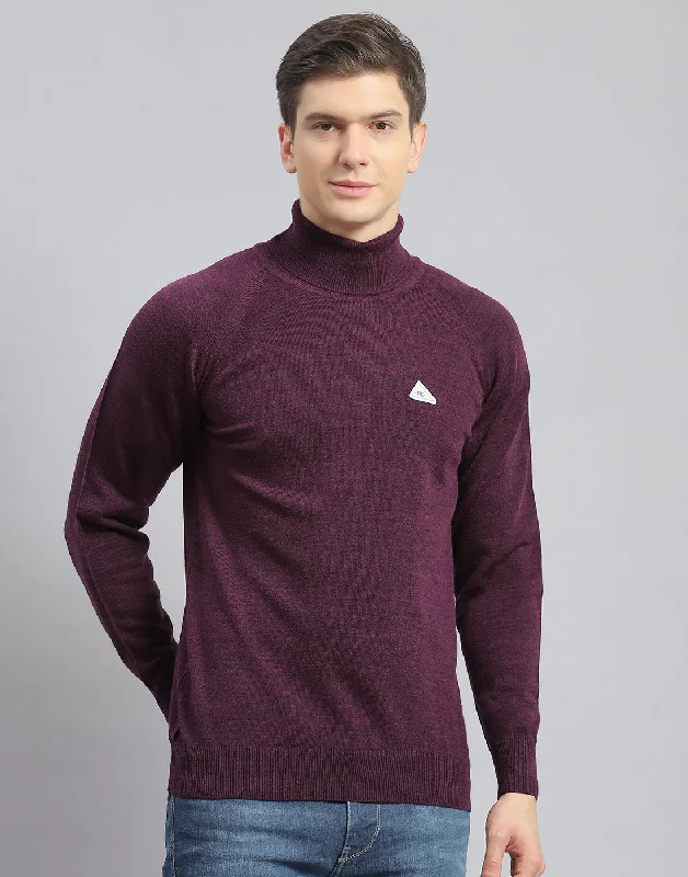 Men Purple Solid H Neck Full Sleeve Pullover